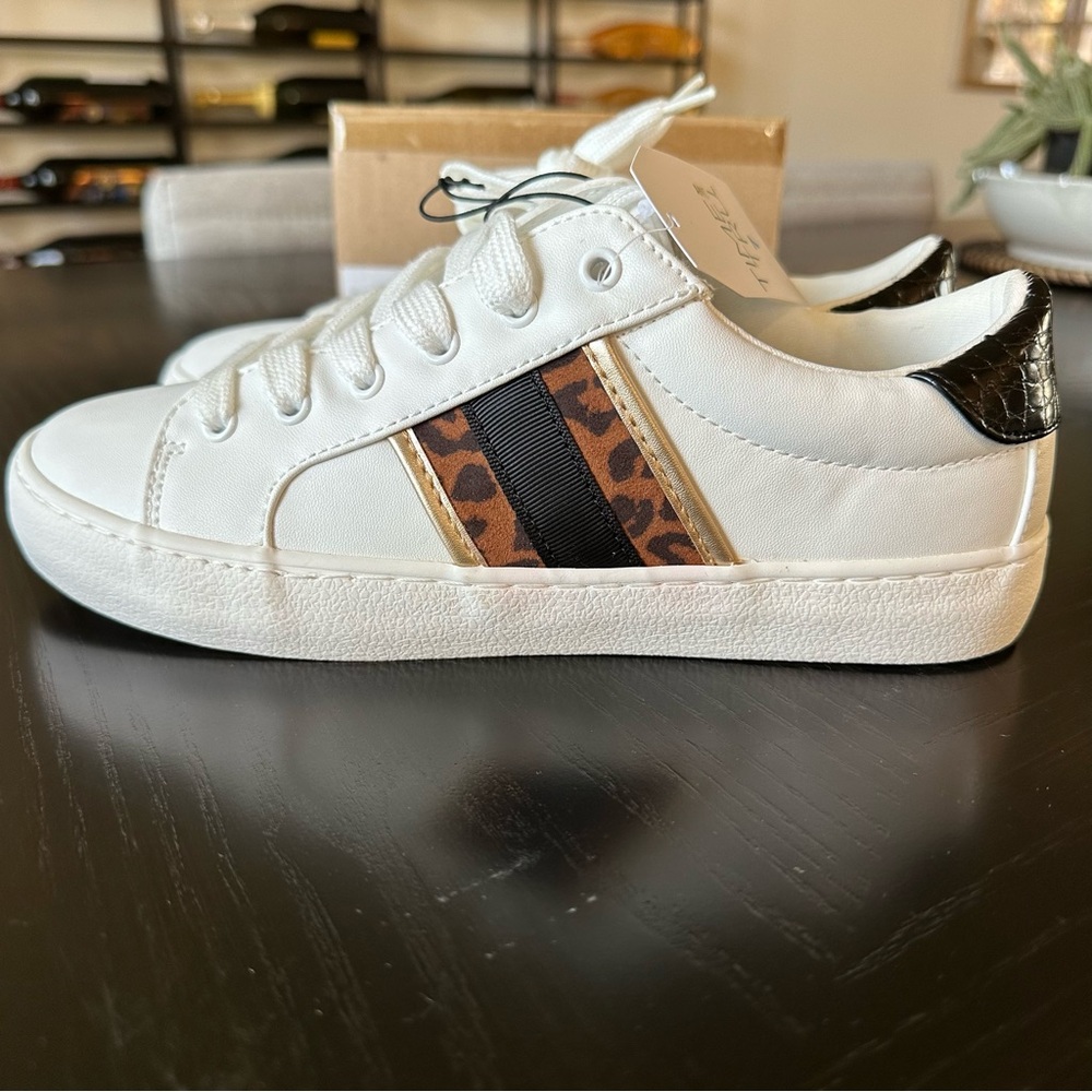 White Leopard Memory Foam Fashion Sneakers
